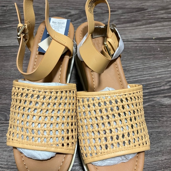 COPY - COPY - Woman’s wedges size 8 - Picture 5 of 7